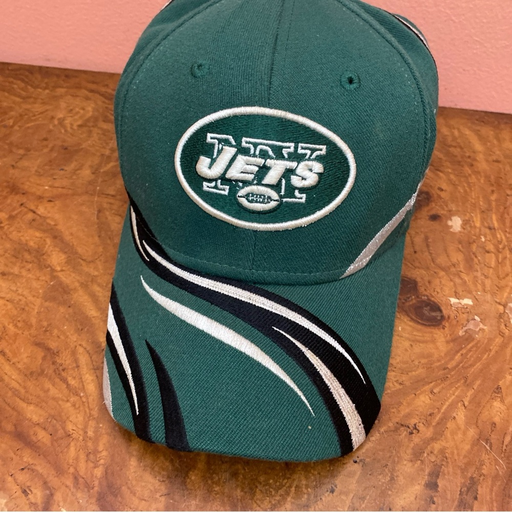 New York Jets Hat Reebok Size M/Large Stretch Fit Cap Green Tiger Stripe